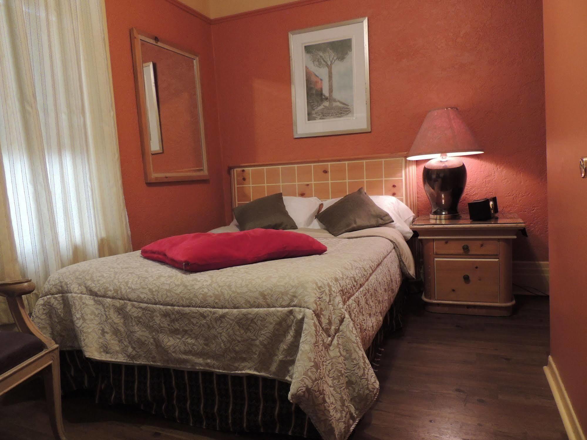 Hotel Arena Palace Montreal Bagian luar foto